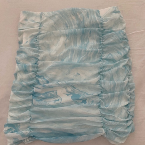 *NWOT Bodycon skirt size S - Picture 2 of 3